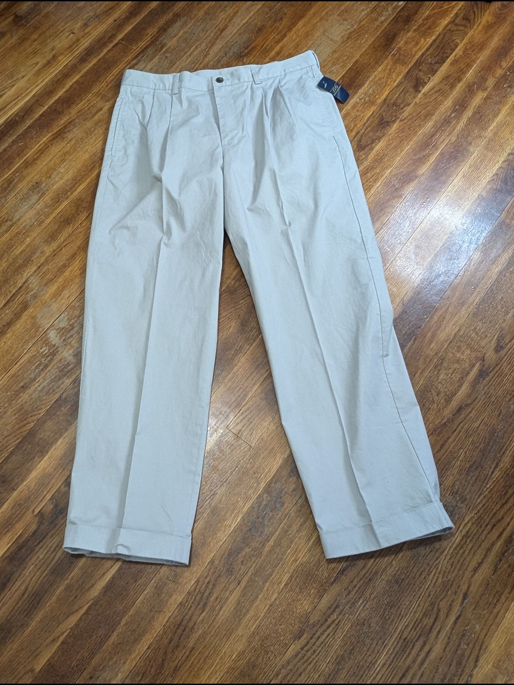 Brooks Brothers Pants Size 36x30Pleated Khakis Beige Trousers Casual Golf NWT